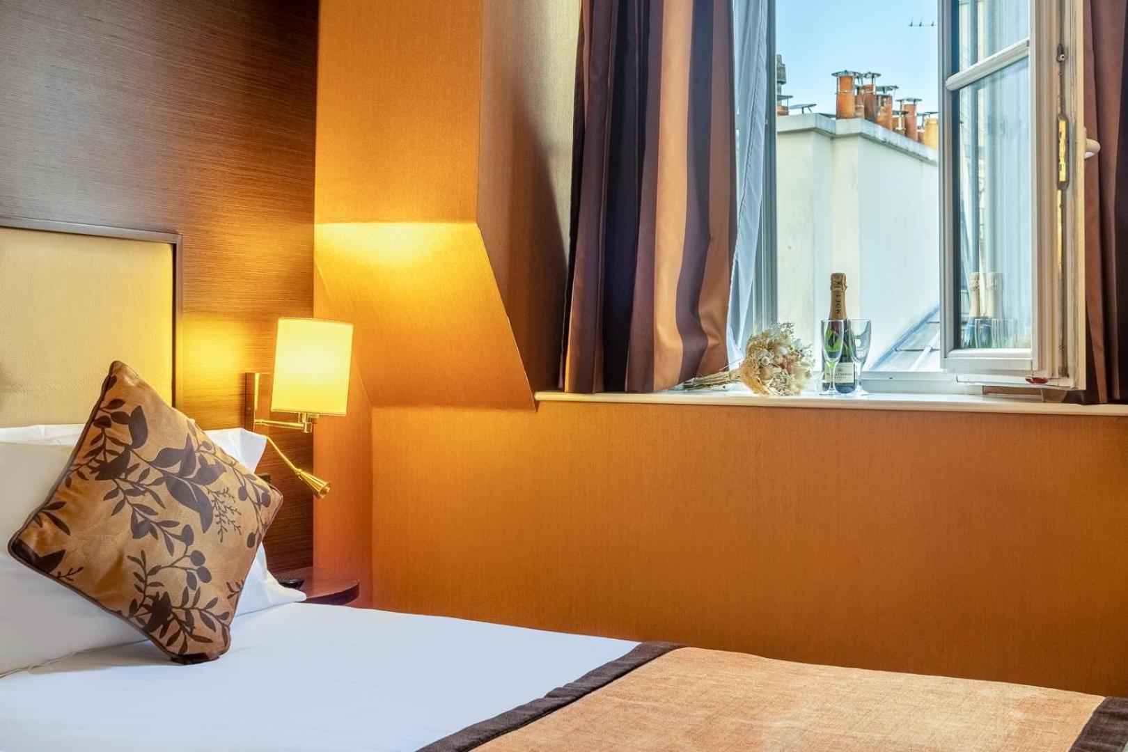 SUPERIOR COMFORT Double Room – City View