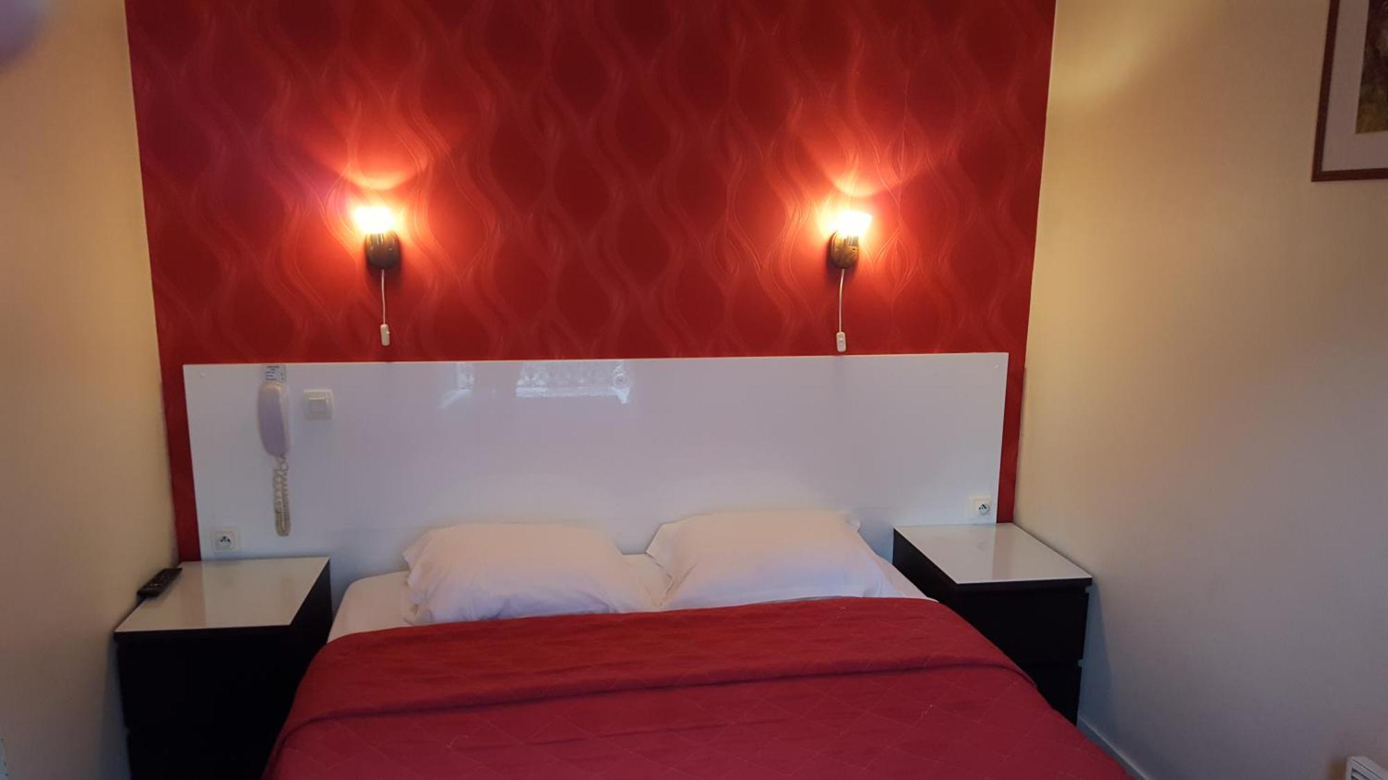 Single Room Private Bathroom