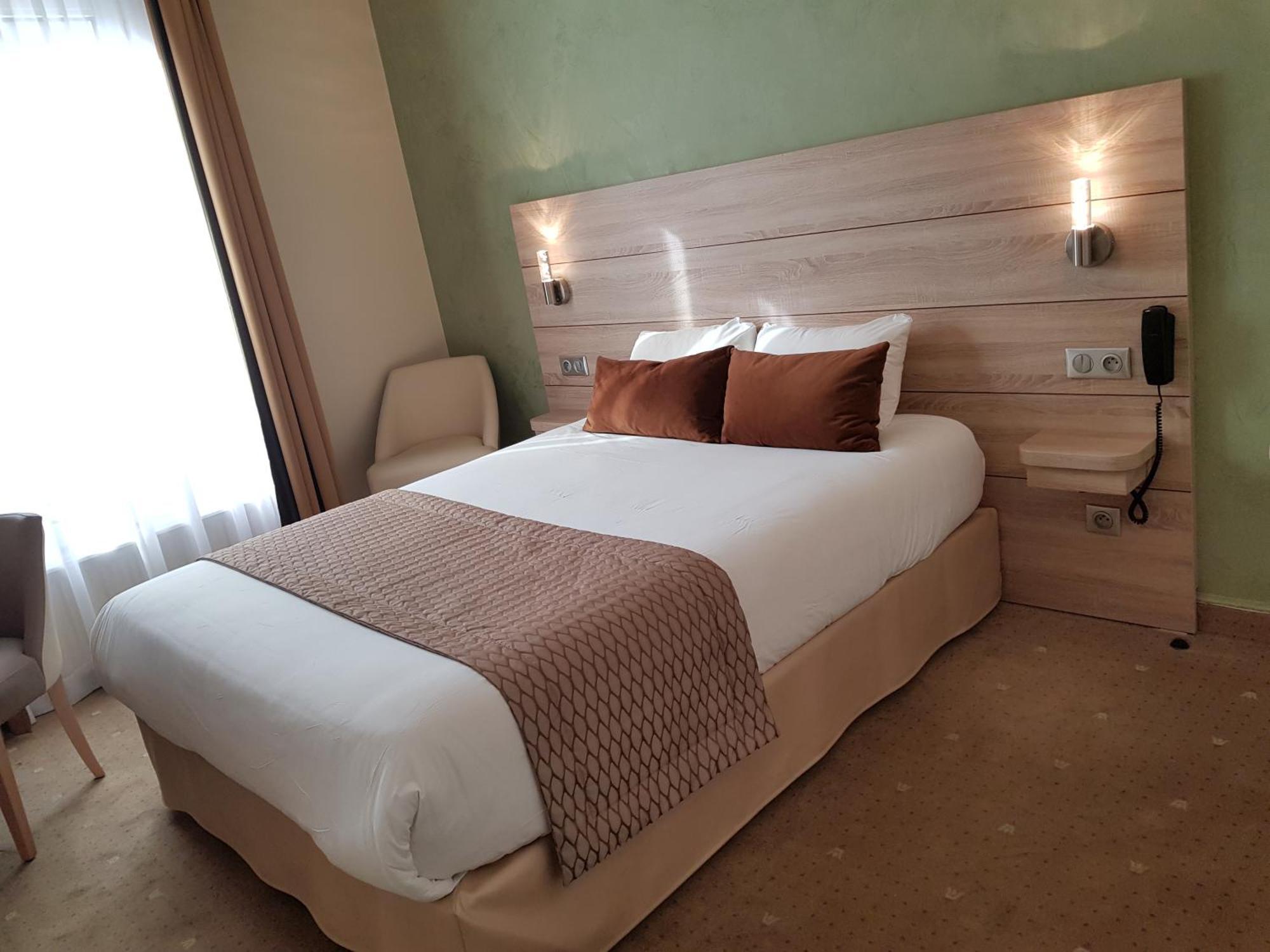 Two Adjacent Double Rooms,424948434:JPEG