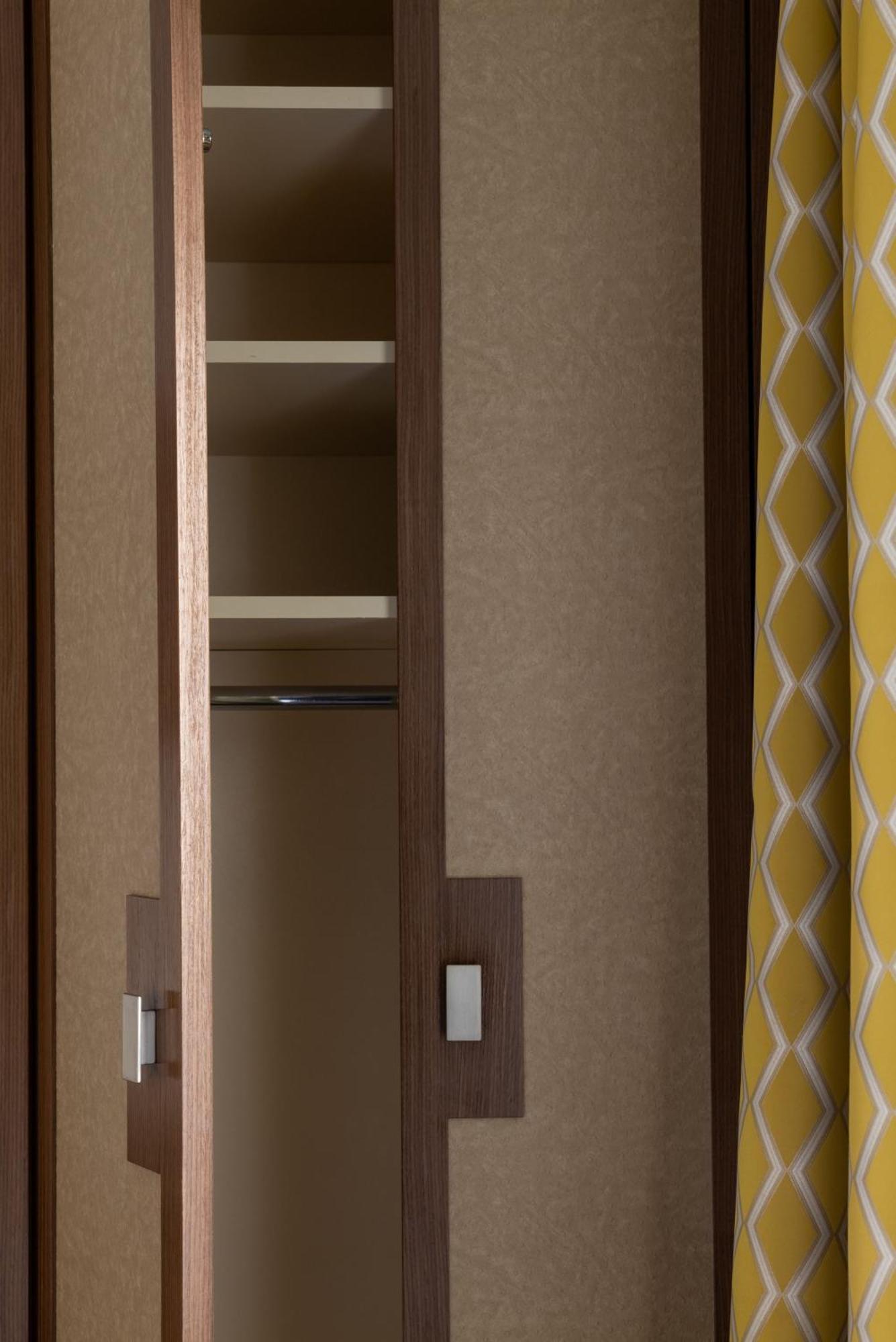 Comfort Single Room