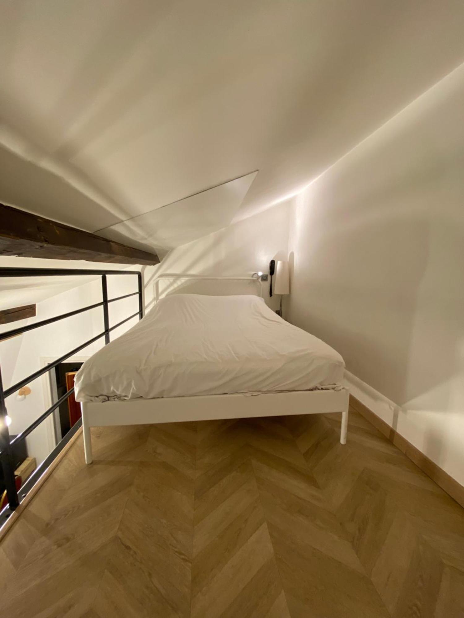 Deluxe Double Room with Shower,1538188642:JPEG