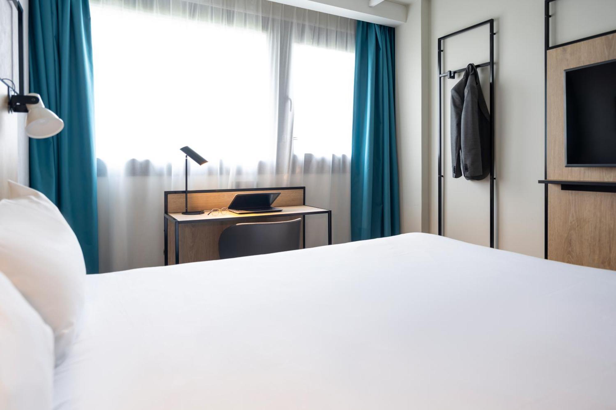 Standard Double Room,1552070320:JPEG