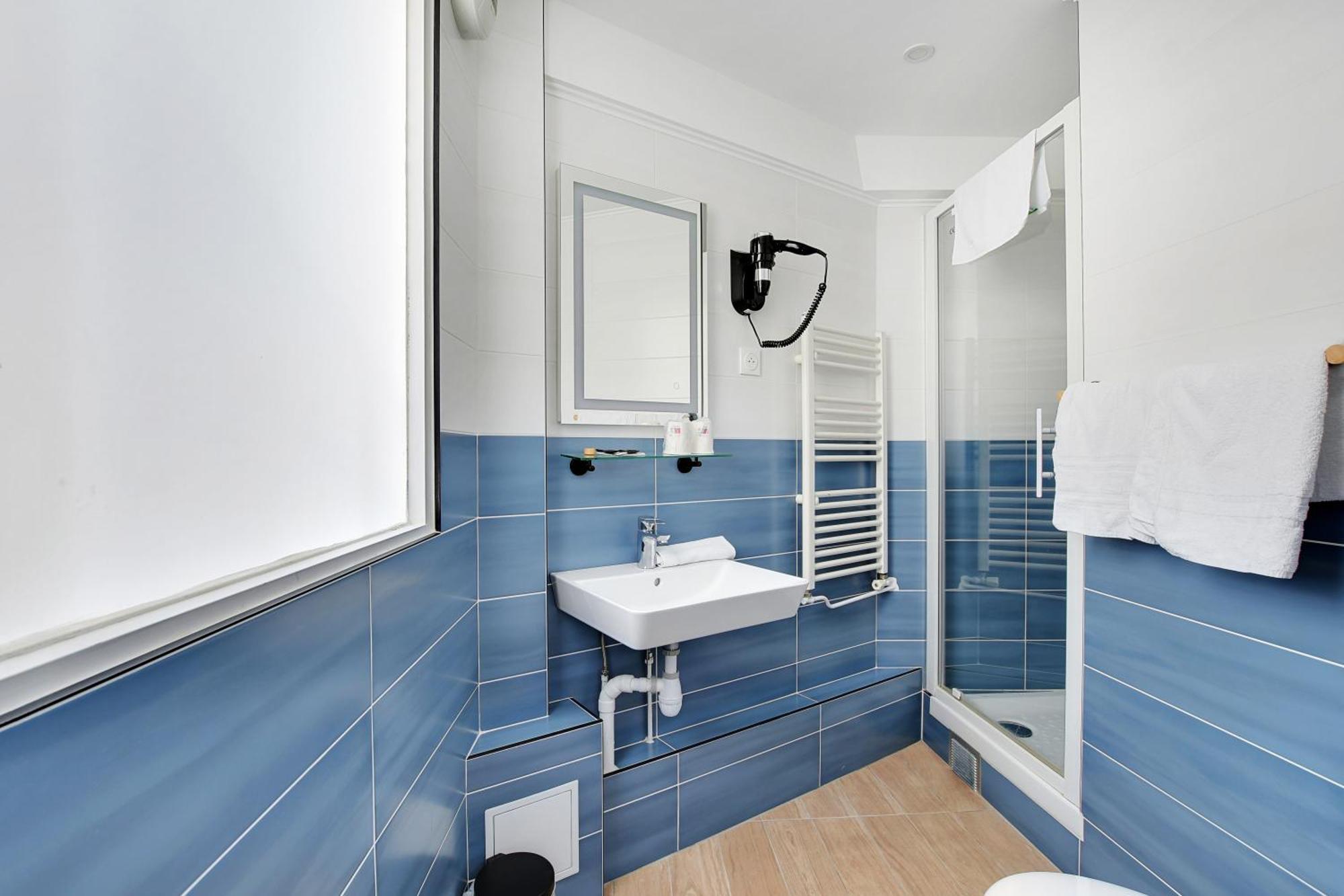 Triple Room,1563290317:JPEG