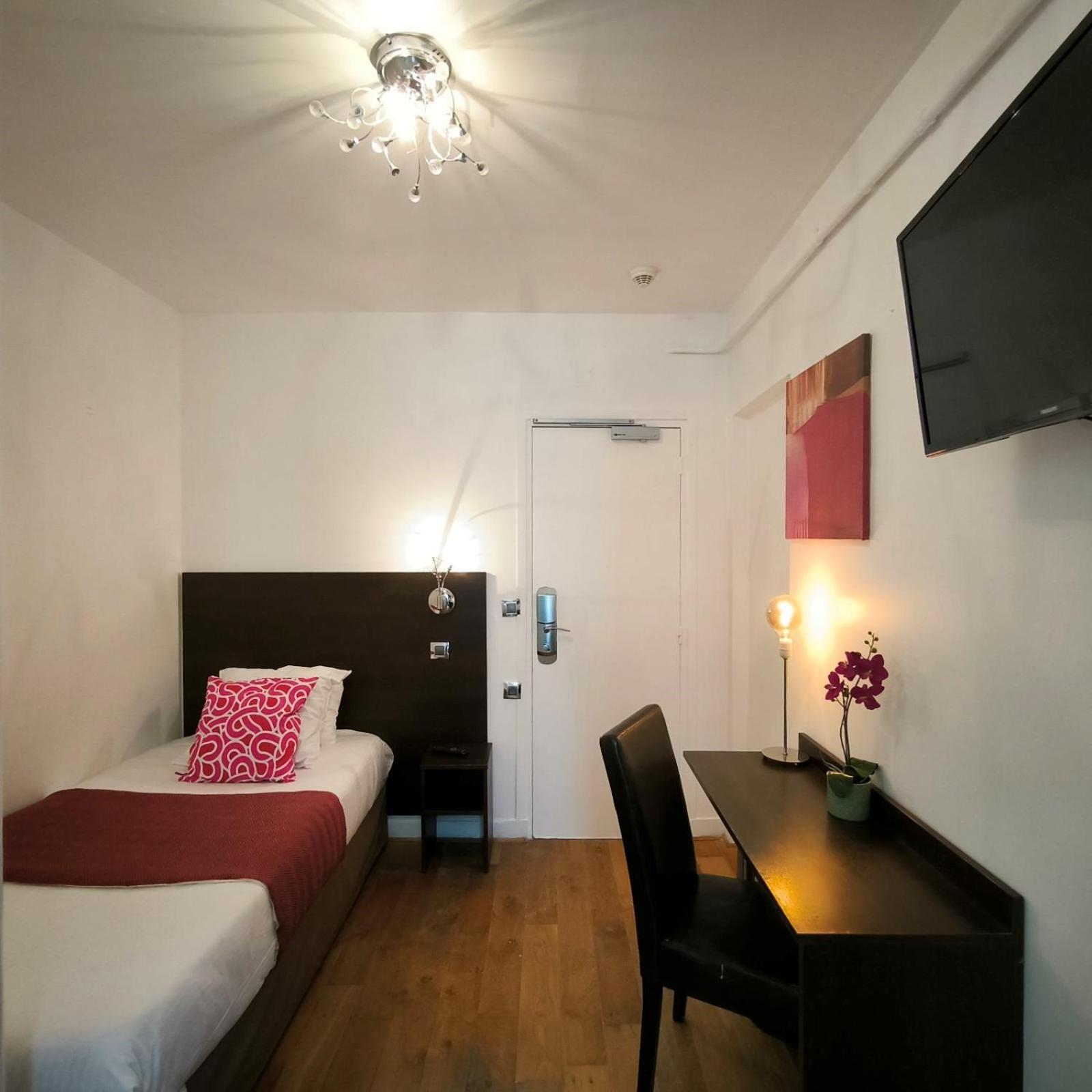 Classic Single Room,1596020004:JPEG