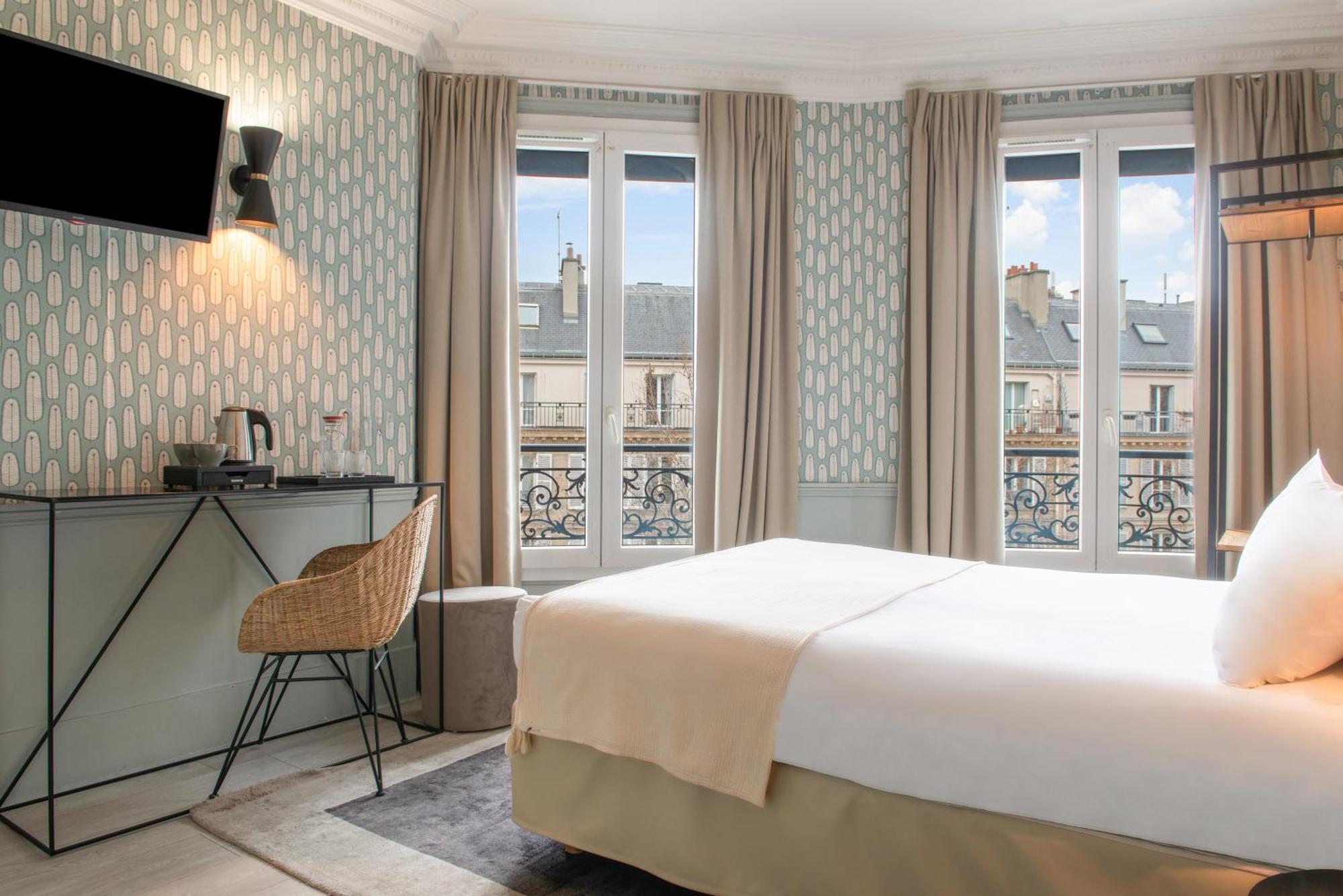 Double Room Street View