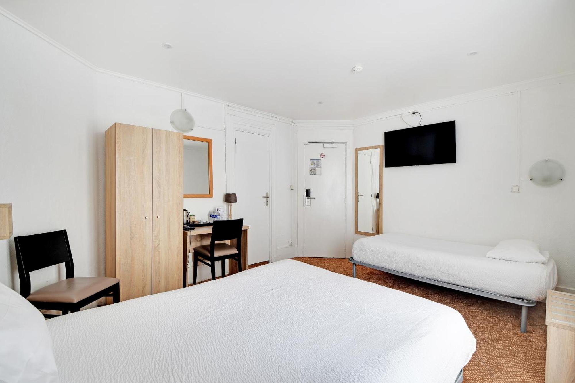 Triple Room Family,1704915540:JPEG