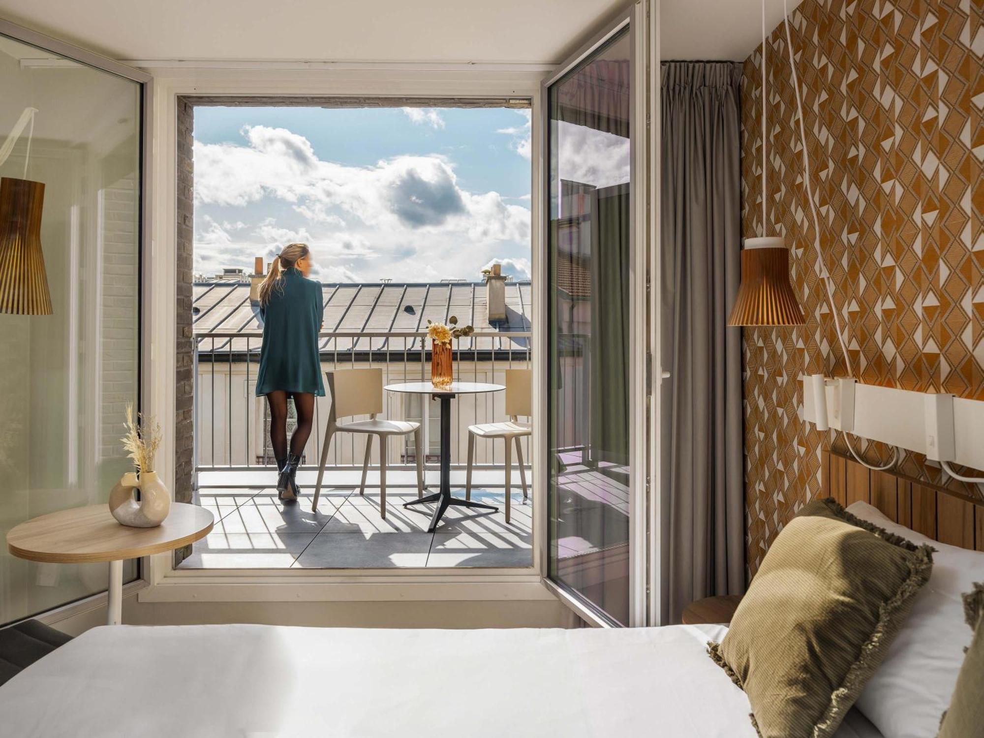 Superior Queen Room Balcony