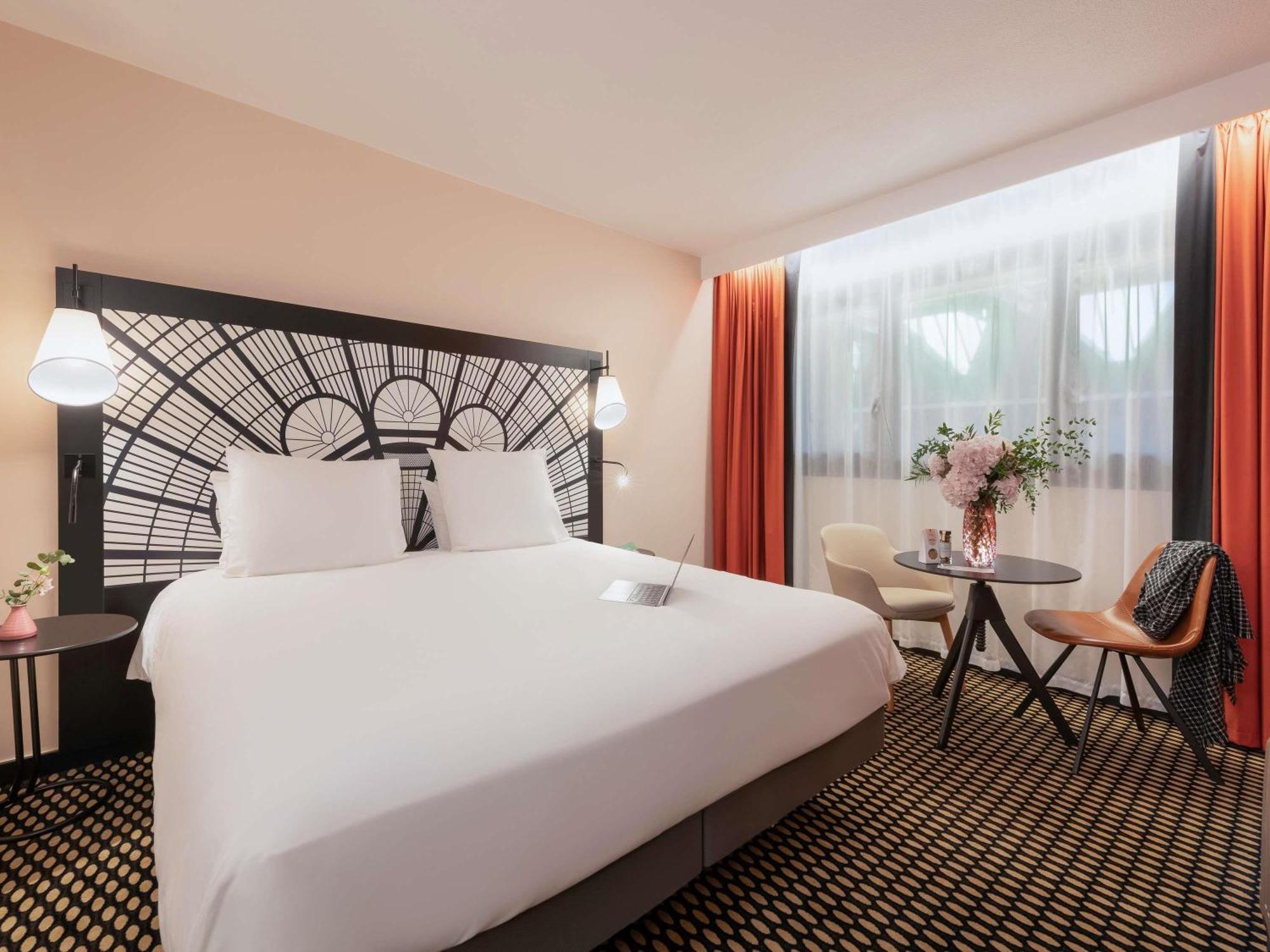Privilege Room with 1 King-Size bed - High floor