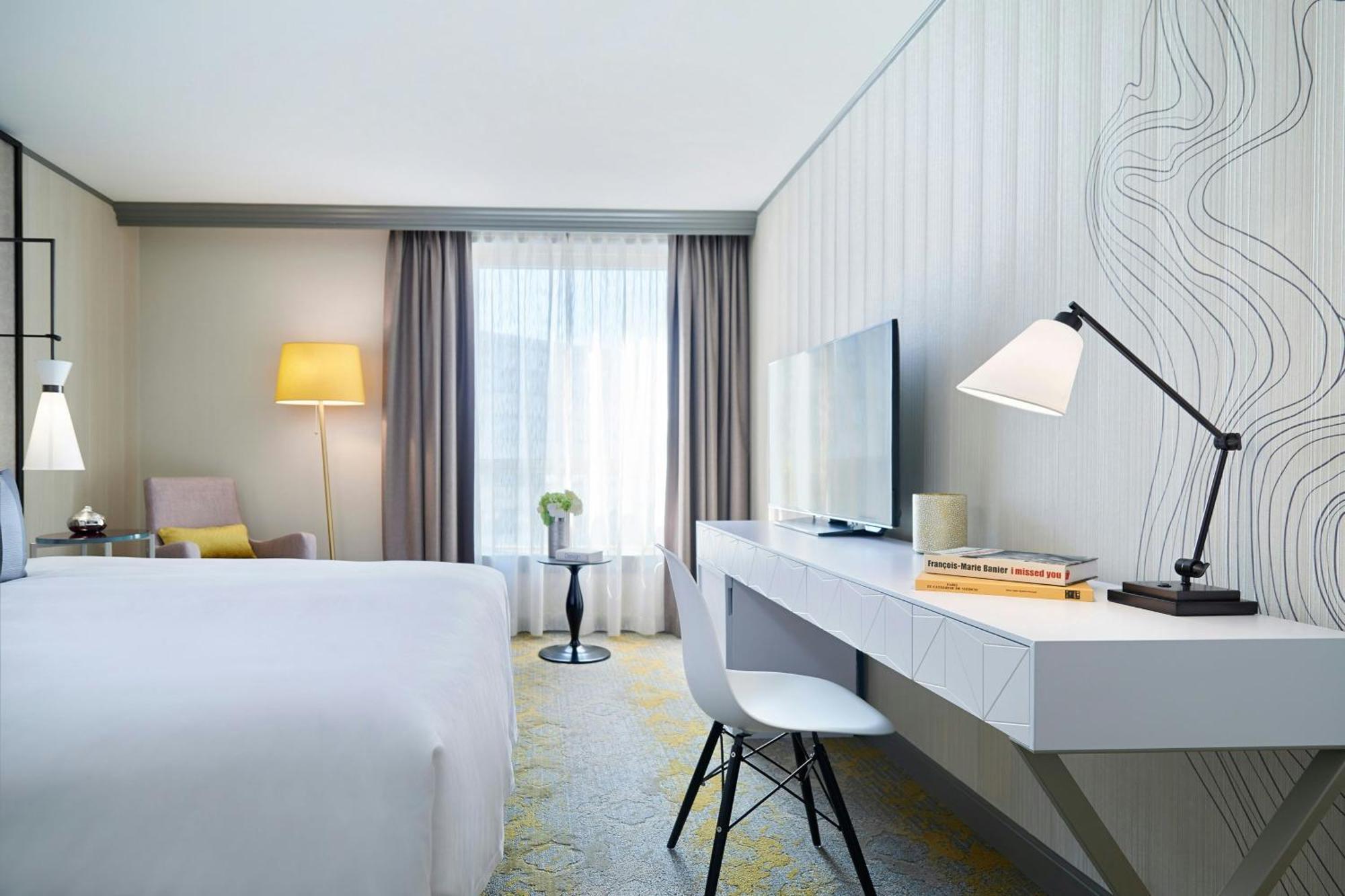 Executive King Room