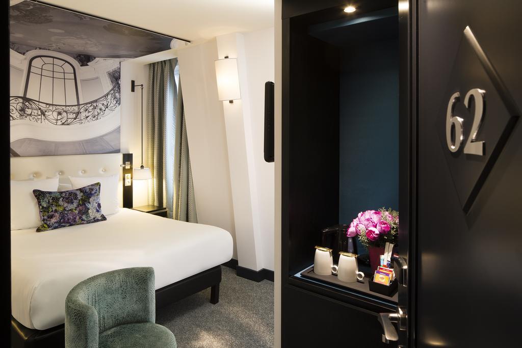 Family Suite with two connecting rooms,188719313:JPEG