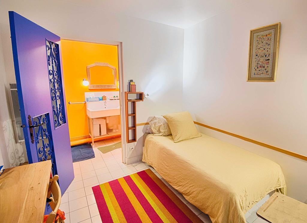 Single Room Private Bathroom