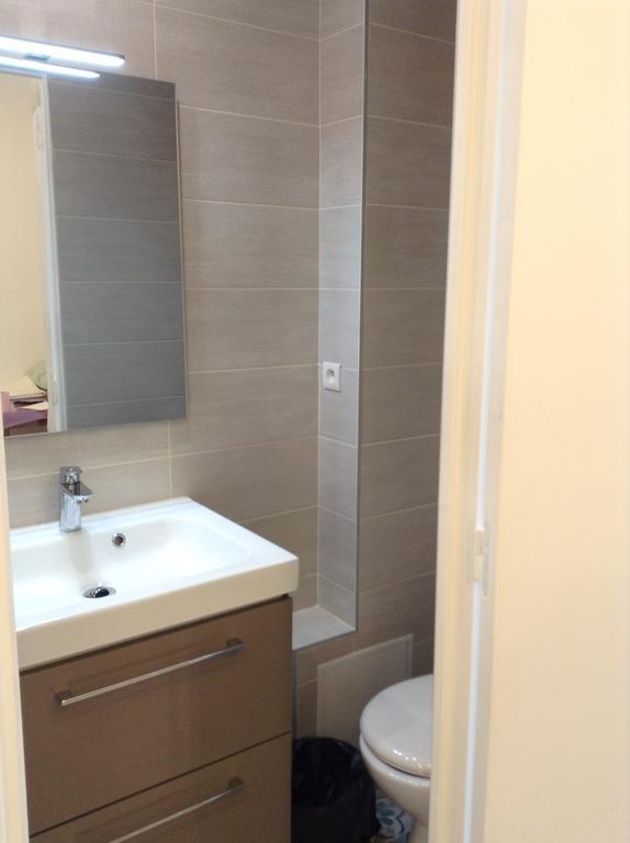 Quadruple Room with Private Bathroom