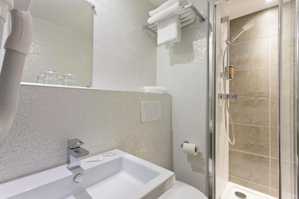 Standard Double Room,48339583:JPEG