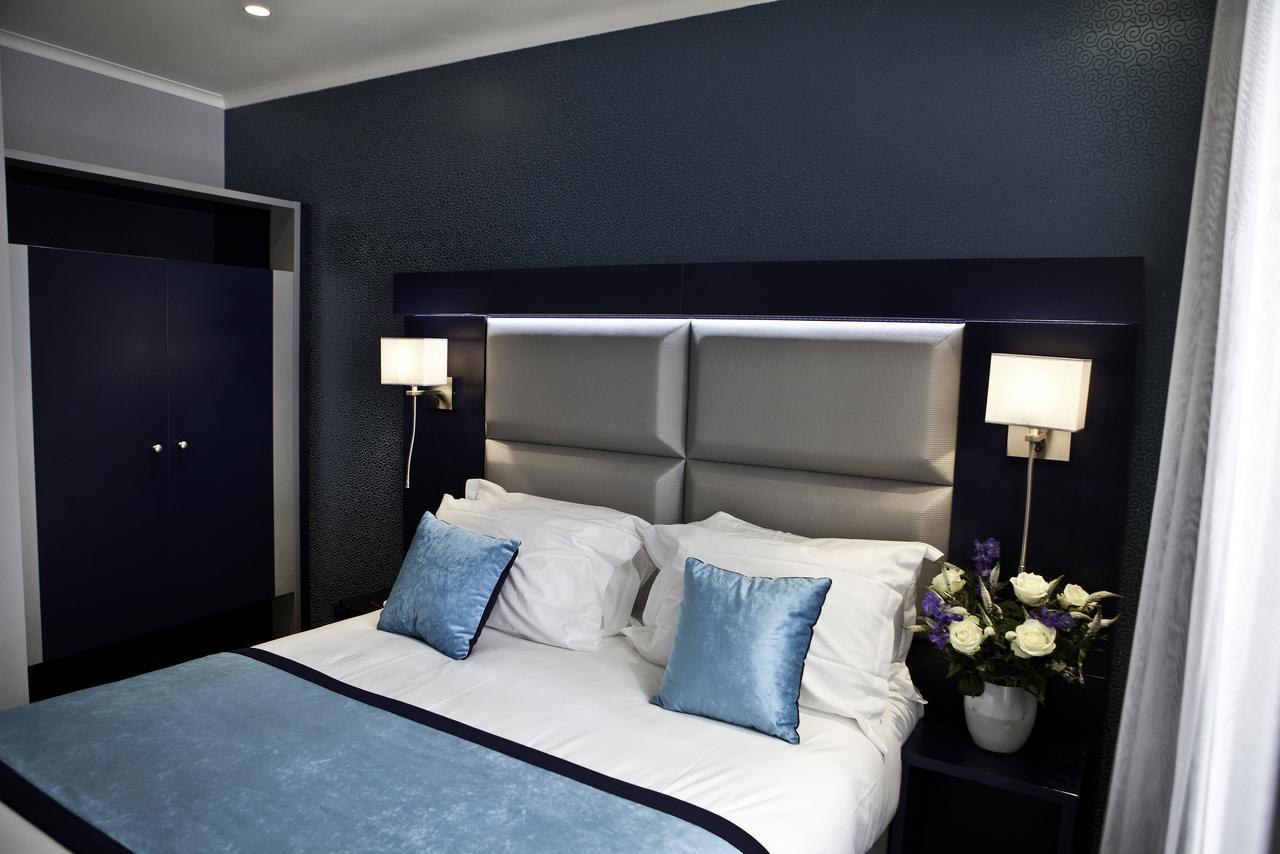 Two Adjacent Double Rooms