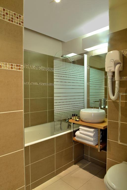 Standard Double Room,146194994:JPEG