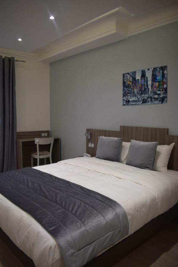 Standard Triple Room,811984464:JPEG