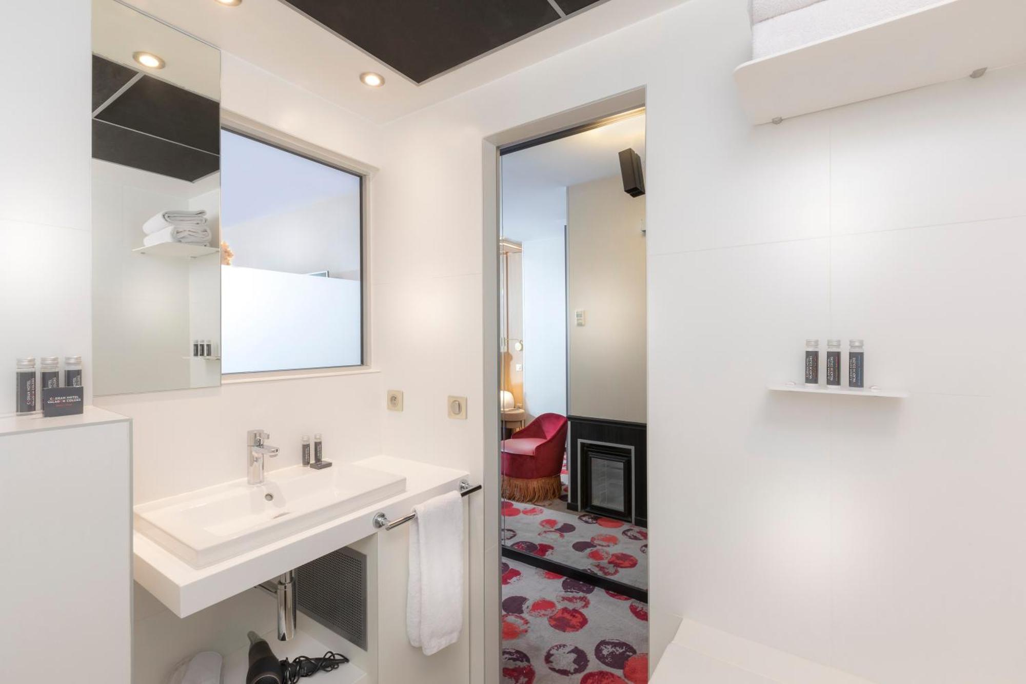 Standard Double or Twin Room Building 1