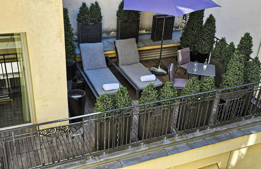 Hotel Montaigne-1