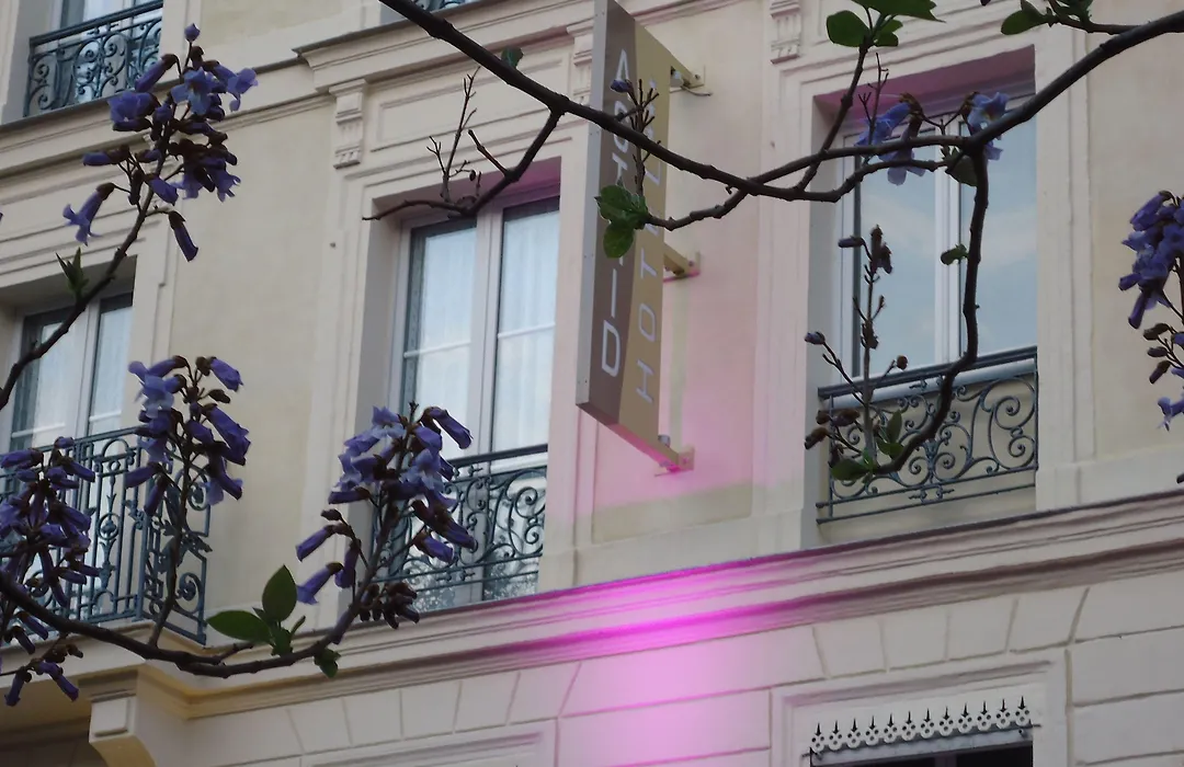Elsa, Hotel Paris By Collection Vesper-1