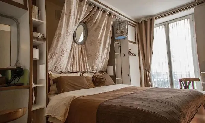 Cedric Accueille - Homestay Paris-1