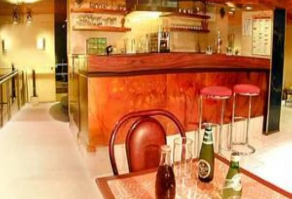 Hotel Caravelle-1