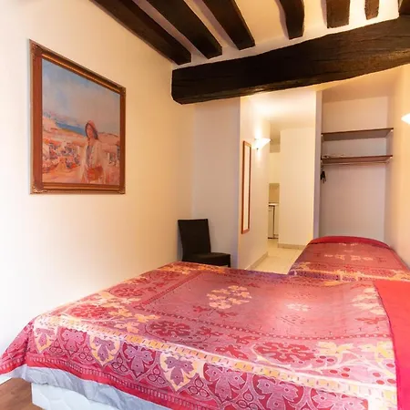 Residence De Bourgogne-2