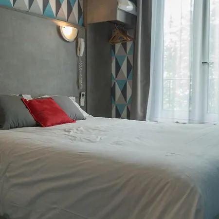 Hotel Paris Panam-Pere Lachaise-Place Gambetta-Hopital Tenon-Republique-2