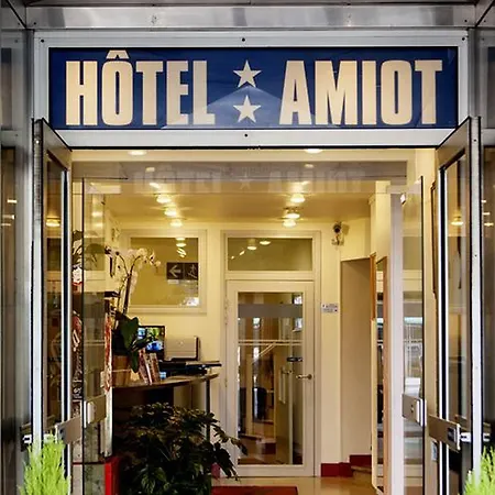 Amiot-3