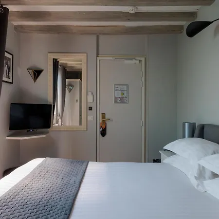 Hotel Saint Martin Bastille-3