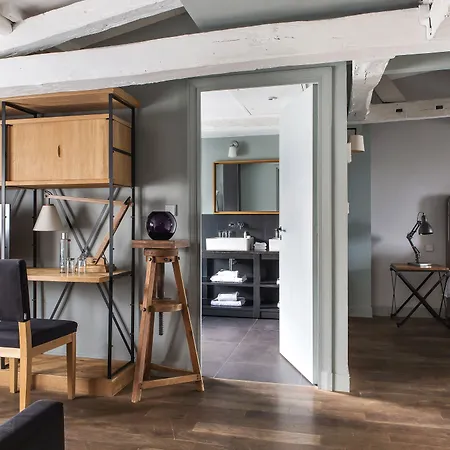 New Hotel Roblin-3
