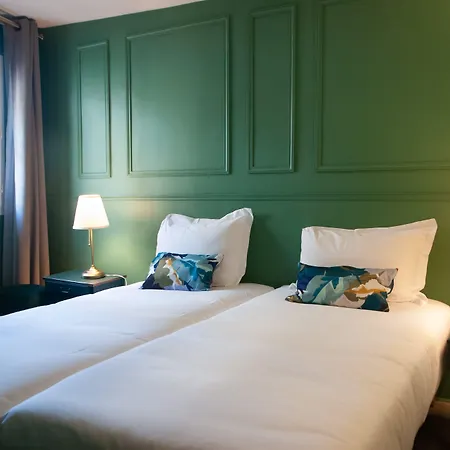 Hotel Petit Saint-Honore-3
