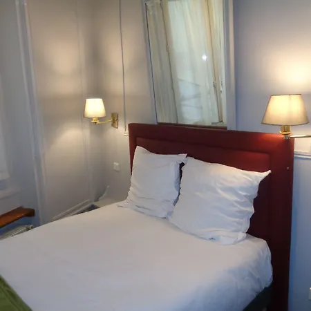 Hotel Les Degres De Notre Dame-2