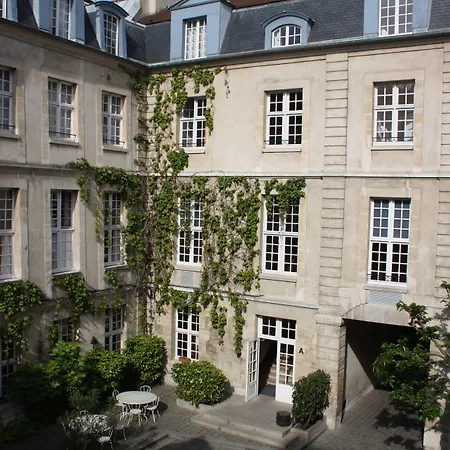 Mije Marais Hostel-3