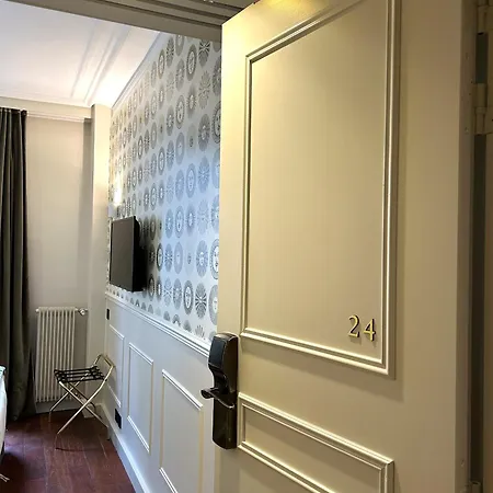 Hotel Des Bains-3