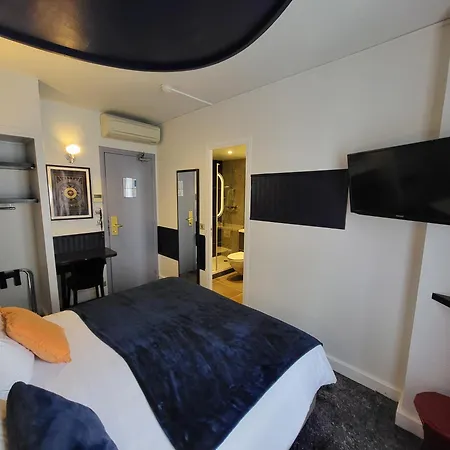 Accueil Hotel Paris Pigalle Montmartre - Hotel Renove-3
