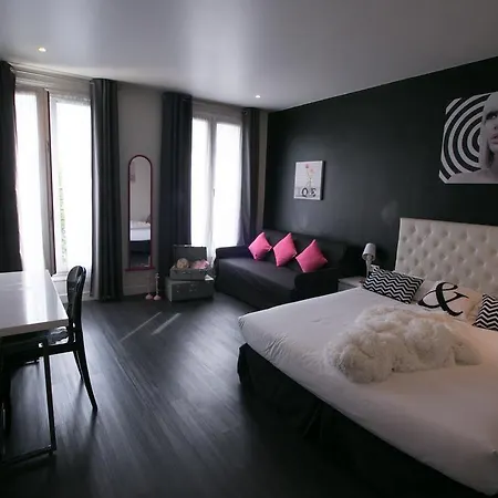 Bobo'S Hotel-2
