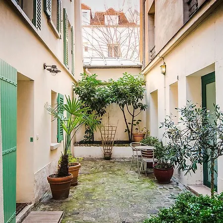 Paris-Oasis Montmartre-2